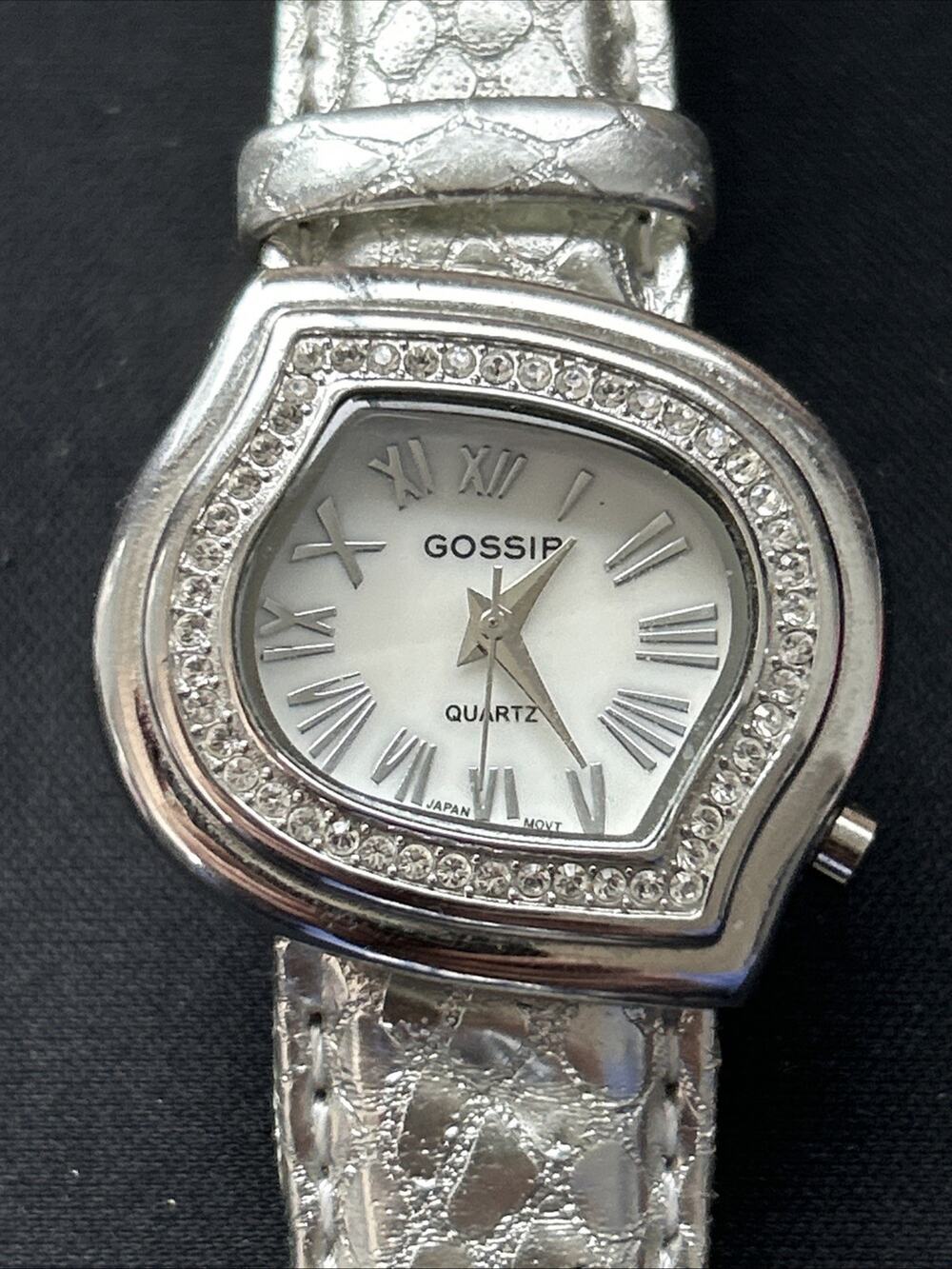 Gossip White Dial Silver Tone Case And Band Women’s Quartz Watch